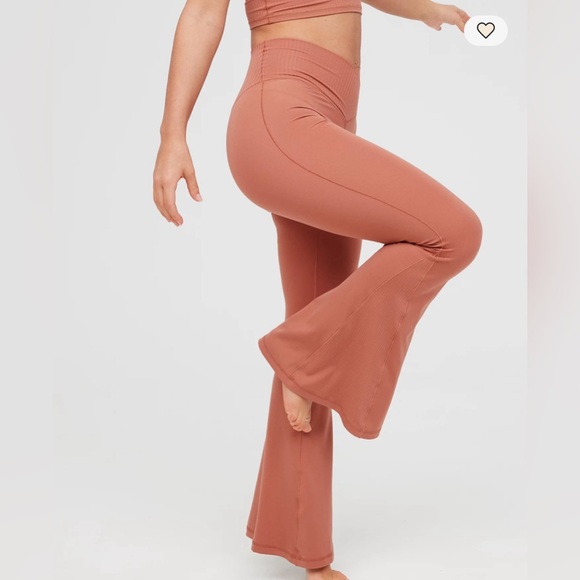 aerie Pants - Aerie Offline Real Me Super Flare Leggings, Sz L (Inseam 33.5”)
